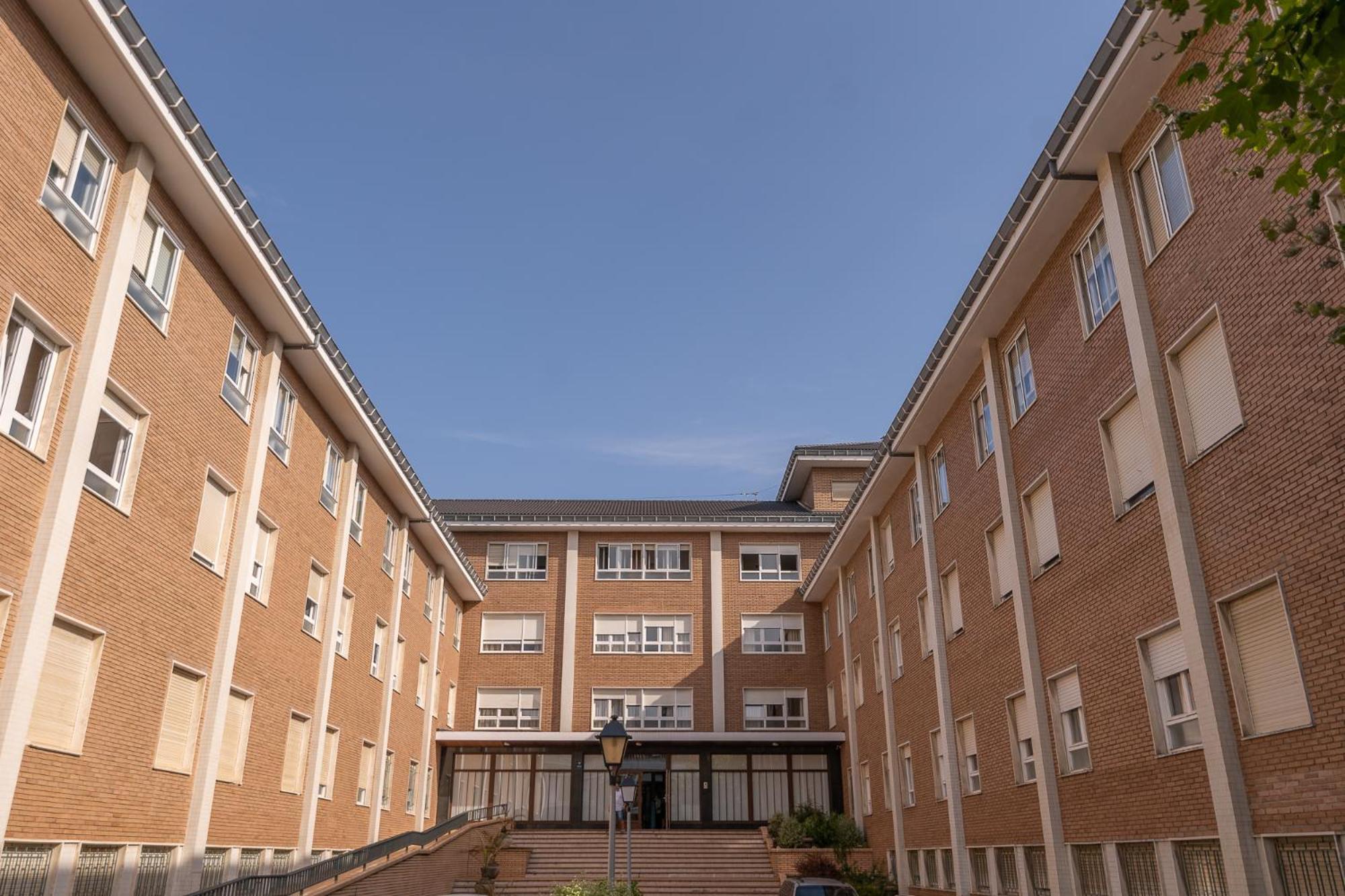 Hotel Residencia Universitaria Alto De Miranda - Resisantander Exterior foto